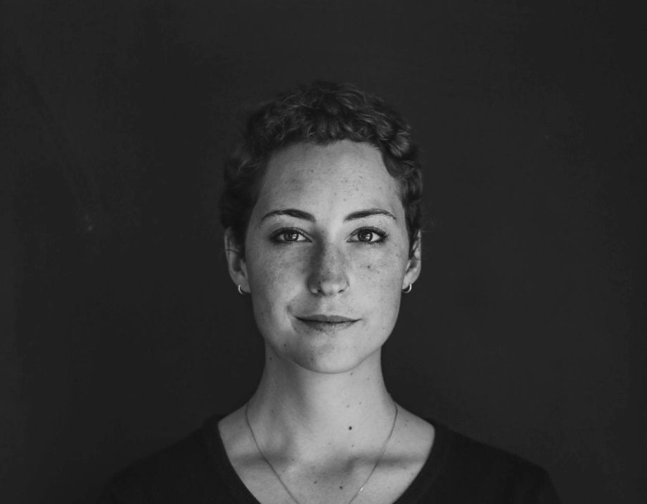 Customer support face photo